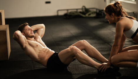 Rodzaje brzuszków – przewodnik po skutecznych ćwiczeniach na mięśnie brzucha