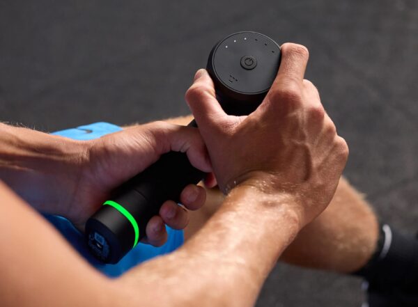 Regulacja prędkości i łączność Bluetooth w Hypervolt 3 Pro